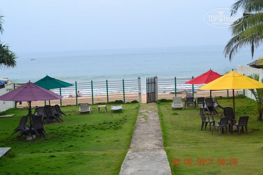 Ramon Beach Resort Амбалангода Екстериор снимка